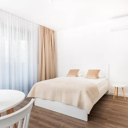 Of The Kings-riverside Wt2 Apartment